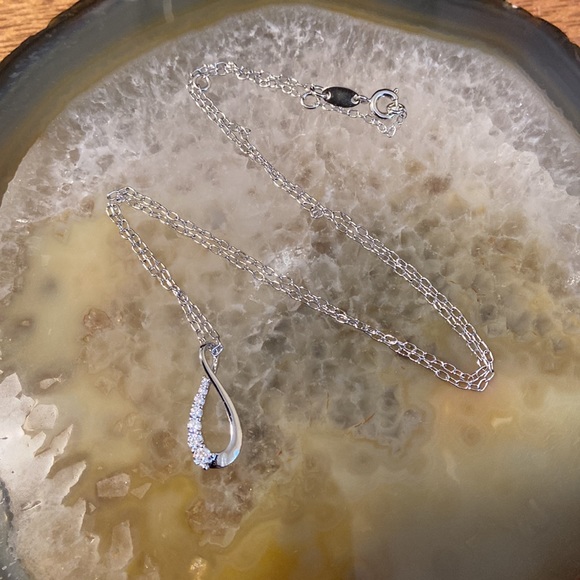 18k WGP cubic zirconia necklace boutique nwot 18” - Picture 12 of 15